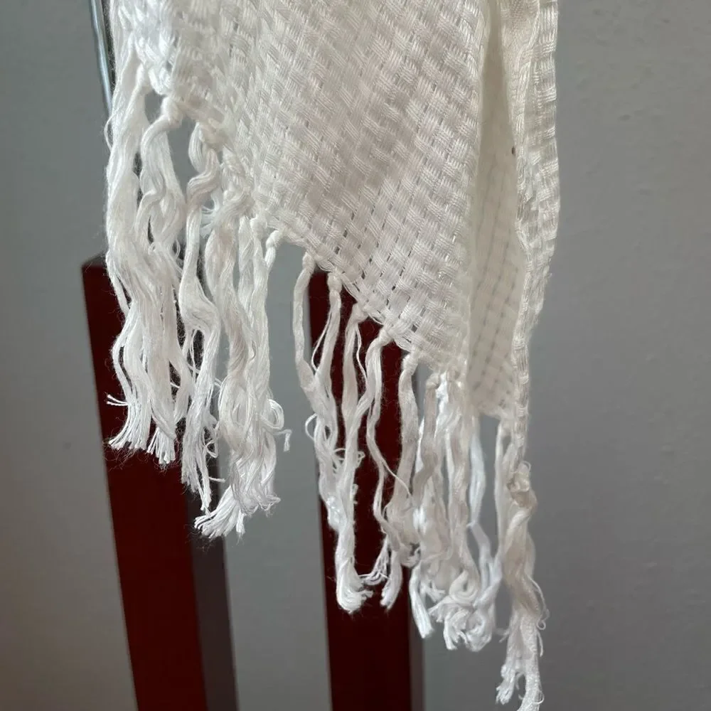 Liz Claiborne classic scarf
